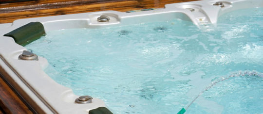 Spa de nage encastrable
