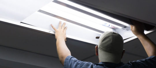 Remplacer néon par led